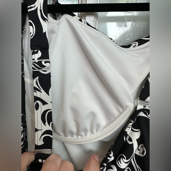 Lands' End Floral Paisley Tankini Swim Top Underwire Women’s Size 12DD - Picture 3 of 10